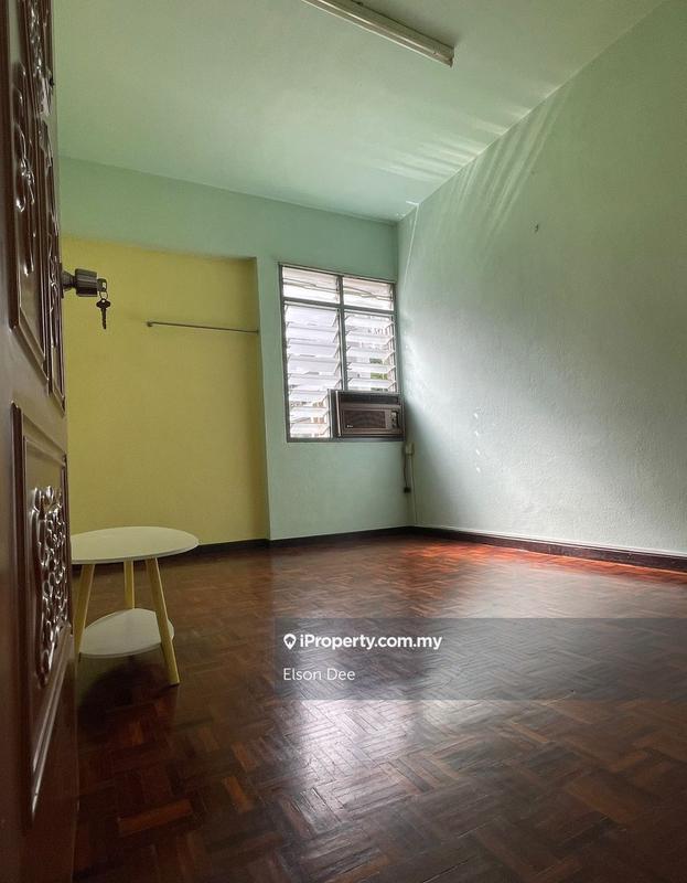 Pangsapuri untuk Dijual di Taman Wayton Apartment oleh Elson Dee - iProperty.com.my