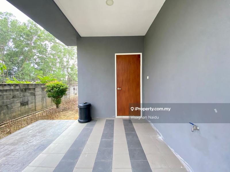 Bungalow House for Rent in Bandar Country Homes, Rawang by Visaghan Naidu - iProperty.com.my