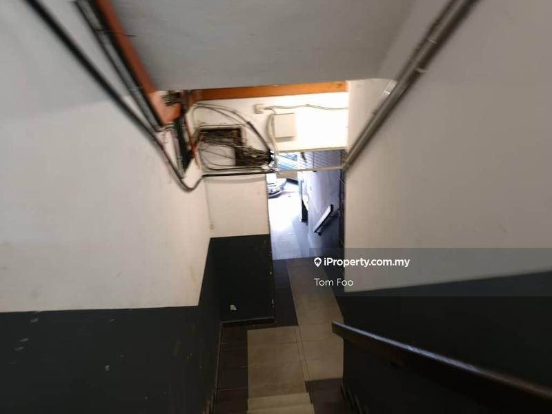 Rumah Pangsa untuk Dijual di Kuchai Entrepreneurs Park oleh Tom Foo - iProperty.com.my