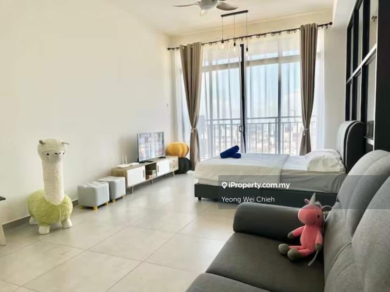 For Sale - The Quartz Residence