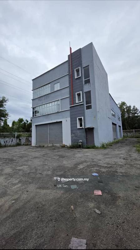 For Rent - Seri Kembangan @ Kajang Detached Factory for Rent/ Sell (With CF)