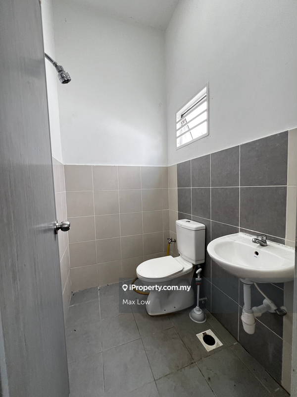 Rumah Berangkai 2 Tingkat untuk Dijual di Suria Warisan, Kota Warisan, KLIA, Sepang, Sepang oleh Max Low - iProperty.com.my