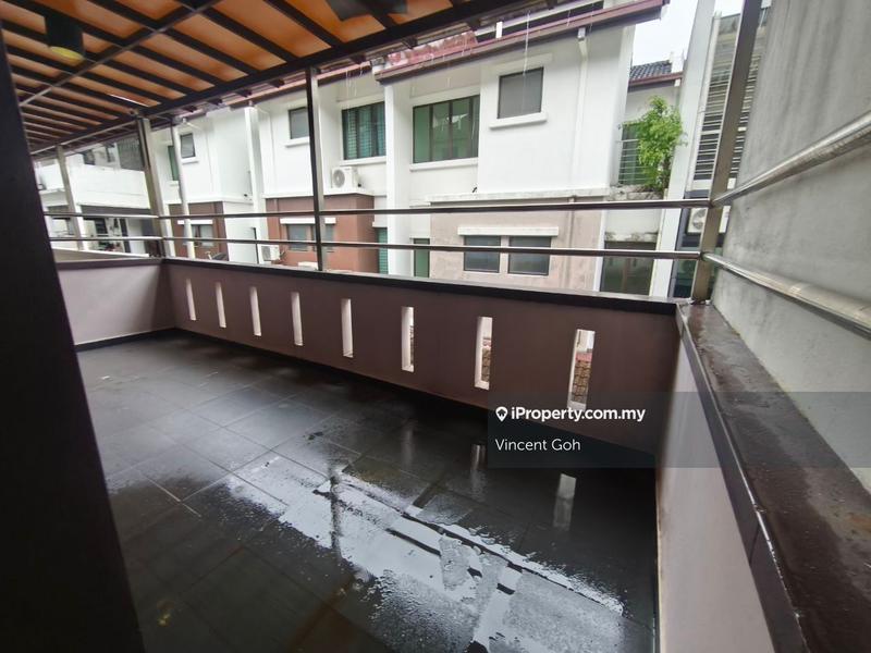 Rumah Berangkai 3 Tingkat untuk Dijual di Perdana Residence 2, Batu Caves oleh Vincent Goh - iProperty.com.my