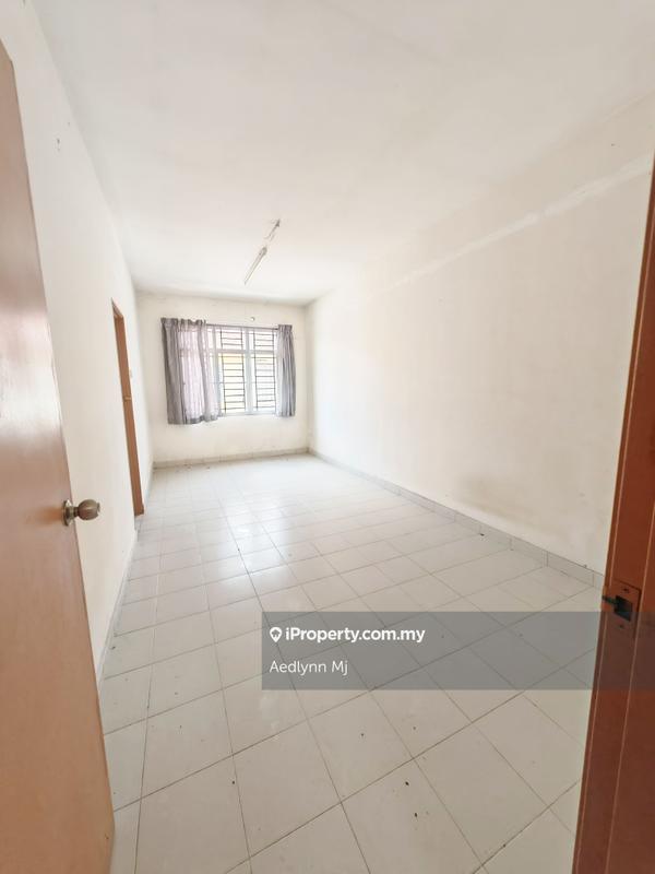 Rumah Berangkai 2 Tingkat untuk Dijual di Taman Putra Impiana, Puchong oleh Aedlynn Mj - iProperty.com.my