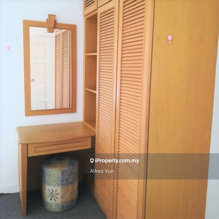 Condominium for Sale in Marina Court Resort Condominium by Alfred Vun - iProperty.com.my