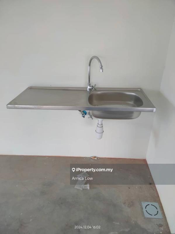 Shop / Office for Rent in Seri Kembangan, Selangor by Arnica Low - iProperty.com.my