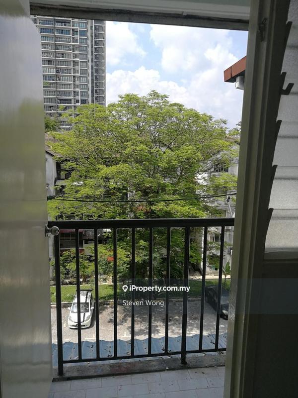 Flat for Sale in Happy Garden Flat by Steven Wong - iProperty.com.my