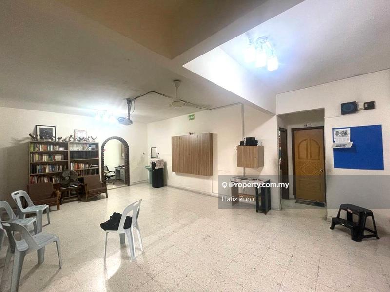 Bungalow House for Sale in Kelana Jaya, Petaling Jaya by Hafiz Zubir - iProperty.com.my