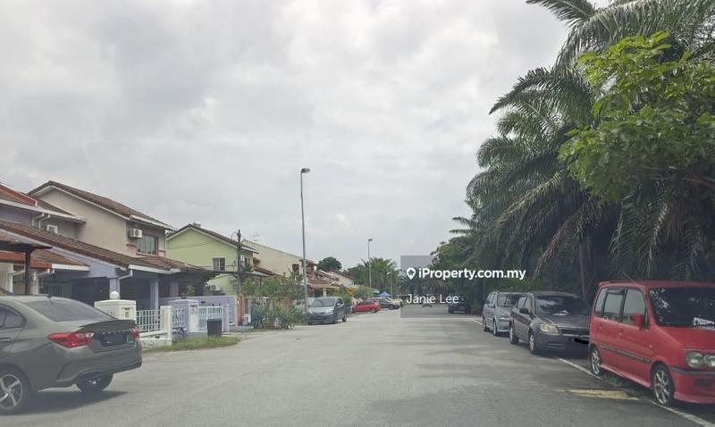 1.5-storey Terraced House for Sale in Bandar Bukit Raja, Klang by Janie Lee - iProperty.com.my