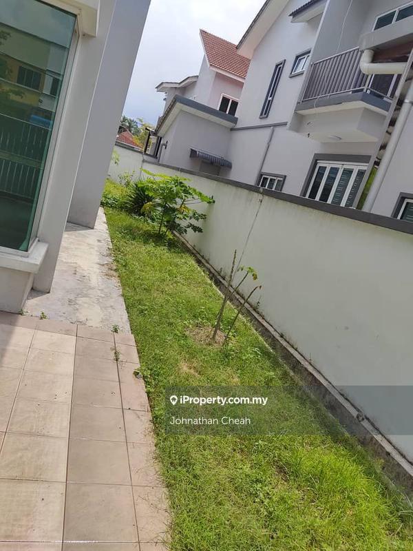 Bungalow House for Sale in Taiping, Perak by Johnathan Cheah - iProperty.com.my