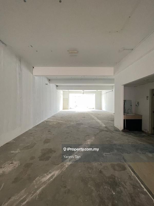 For Rent - Jalan Radin Bagus Mainroad First Floor