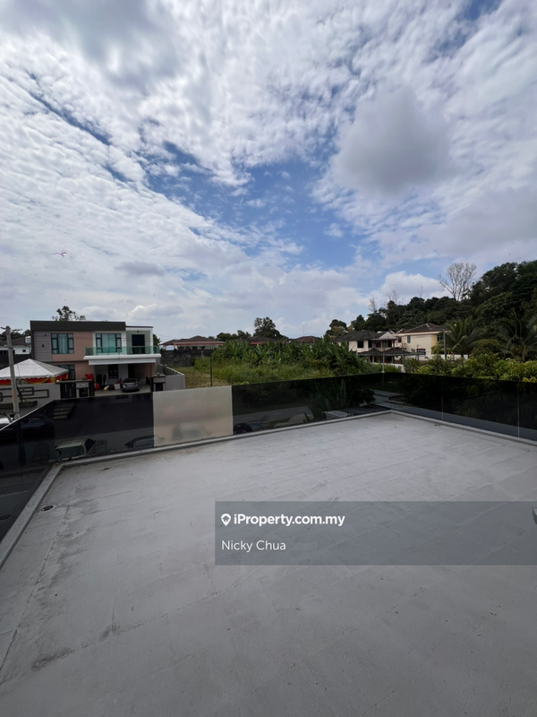 Banglo untuk Dijual di Nuri Indah 3 Storey Biggest Bungalow （Rasah Jaya）, Seremban oleh Nicky Chua - iProperty.com.my