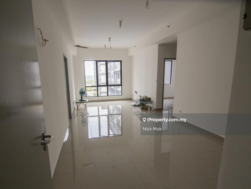 For Sale - Utropolis Urbano