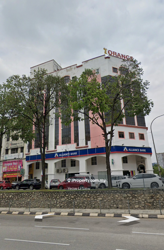 For Rent - Kuchai Lama Corner Ground Floor 52 x 75 With Lift