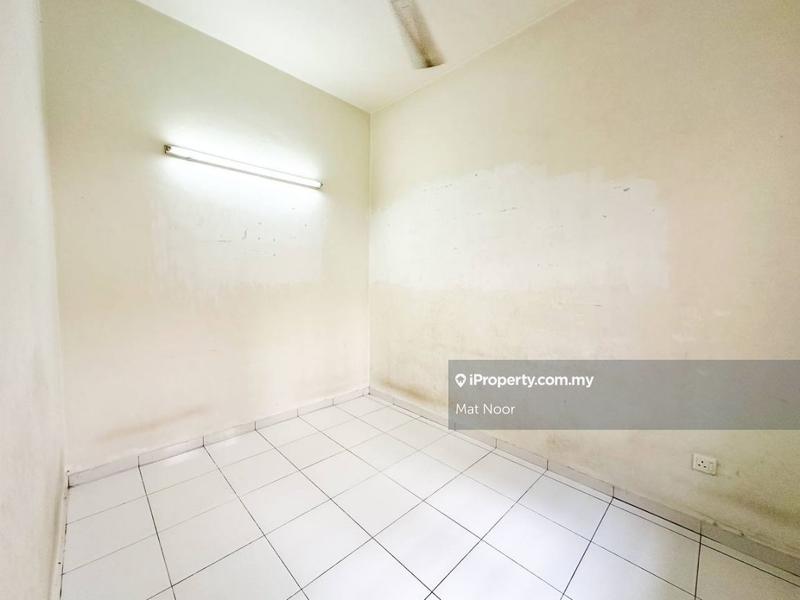 Rumah Berangkai 2 Tingkat untuk Dijual di Alam Nusantara, Setia Alam oleh Mat Noor - iProperty.com.my