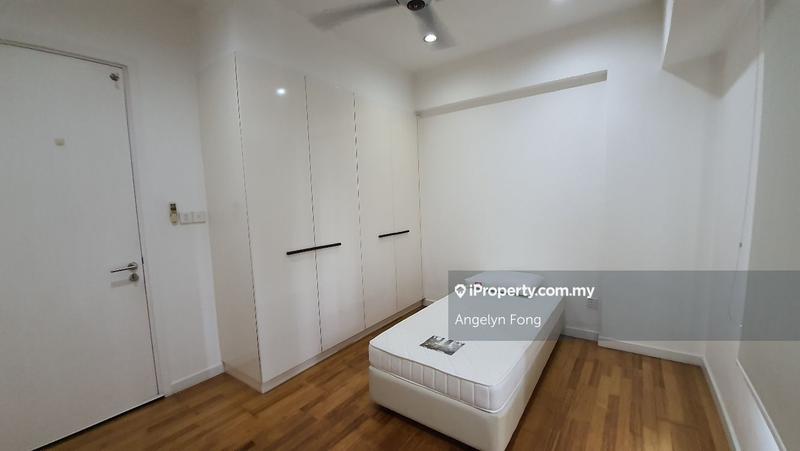 For Sale - Kiaraville