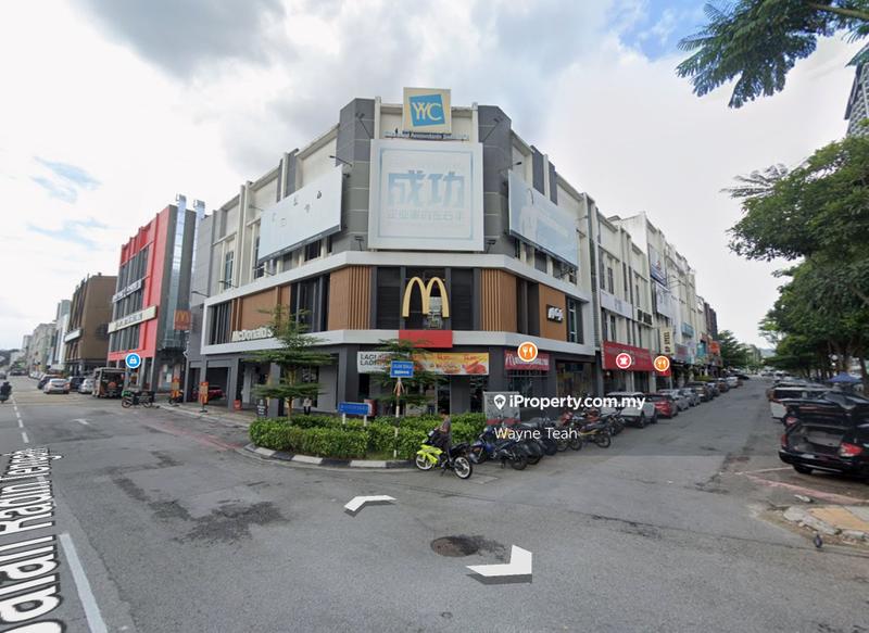 For Sale - Sri Petaling, Tenant’s Favourite Hottest Row, 3 Storey Shoplot