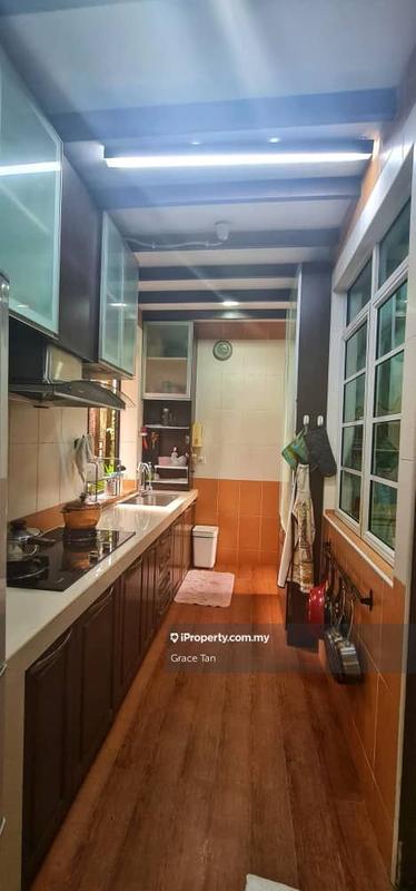 Bungalow House untuk Dijual di Bandar Putra Permai, Seri Kembangan oleh Grace Tan - iProperty.com.my