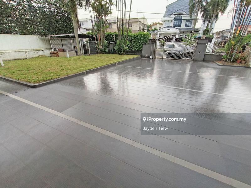 Banglo Komersial untuk Disewa di Taman Pelangi, Johor Bahru oleh Jayden Tiew - iProperty.com.my