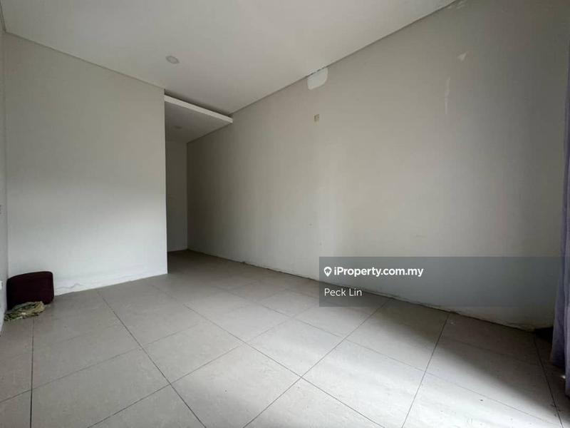 Semi-Detached House for Sale in Ivory Villa, Mantin by Peck Lin - iProperty.com.my