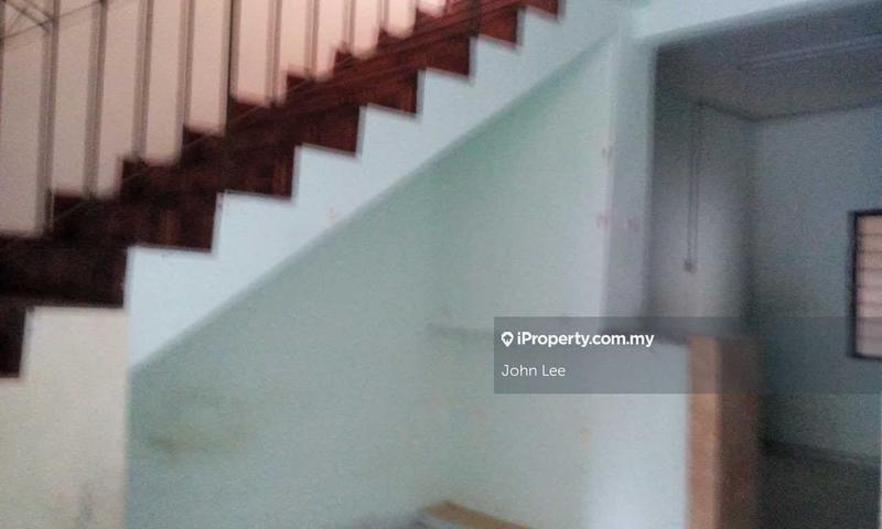 Rumah Berangkai 2 Tingkat untuk Dijual di Jalan Mahagoni 1, Batang Kali oleh John Lee - iProperty.com.my