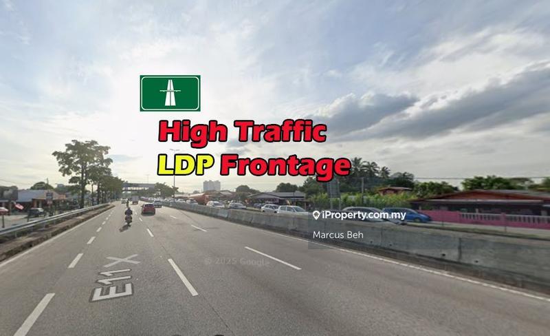 For Rent - Batu 13 Commercial Zone ( 122x393 ) E11 main road , Kg Tengah PUCHONG