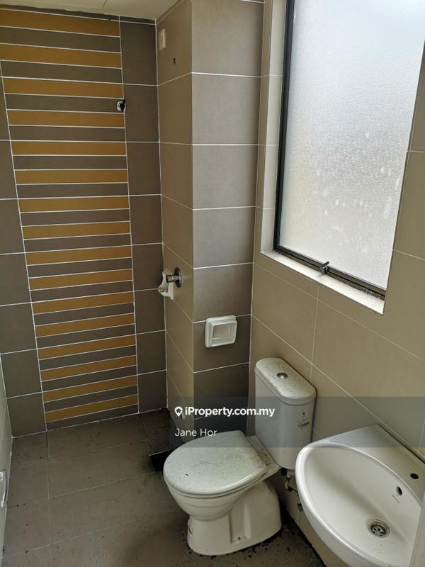 Townhouse for Sale in 16 Sierra, Puchong by Jane Hor - iProperty.com.my