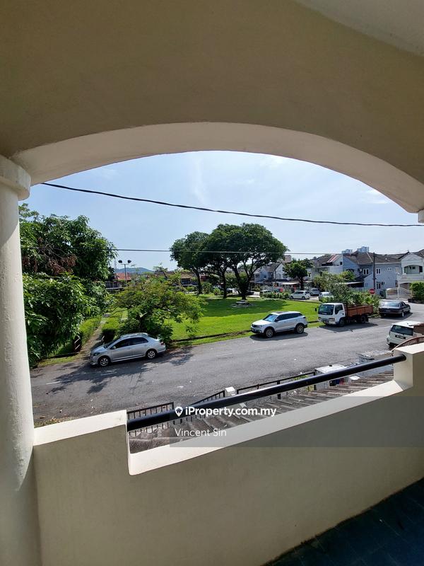 Rumah Berangkai 2 Tingkat untuk Dijual di Taman Puchong Intan, Puchong oleh Vincent Sin - iProperty.com.my
