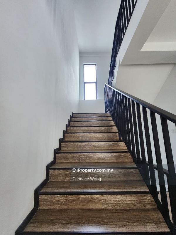 Rumah Berkembar untuk Dijual di Taman Villa Perdana, Kajang oleh Candace Wong - iProperty.com.my