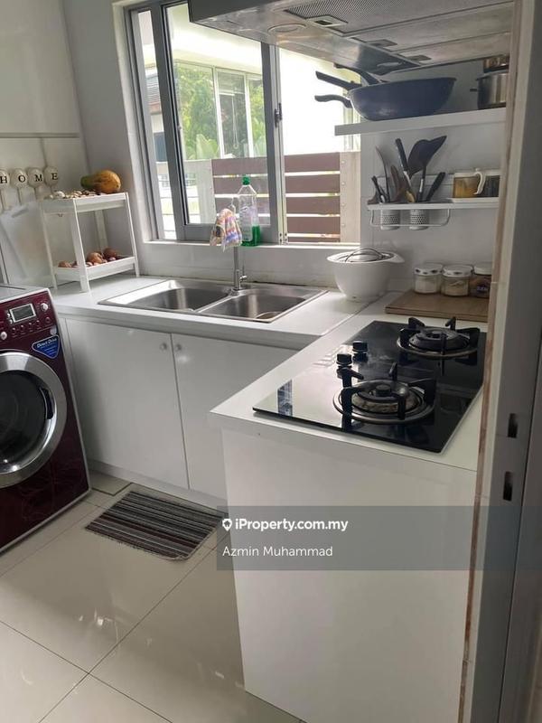 Rumah Berkembar untuk Dijual di Seksyen 13, Shah Alam oleh Azmin Muhammad - iProperty.com.my