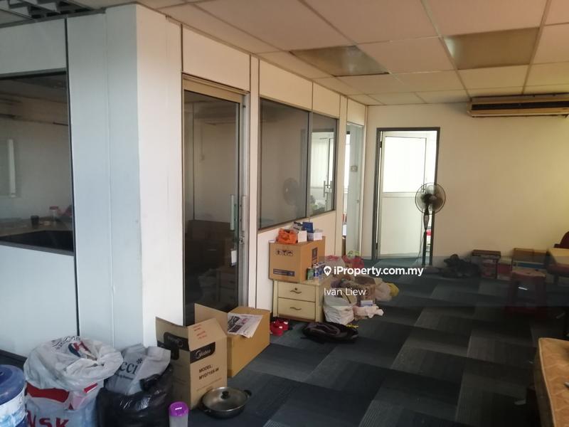 Semi-D Factory for Sale in Taman Sri Serdang, Seri Kembangan by Ivan Liew - iProperty.com.my