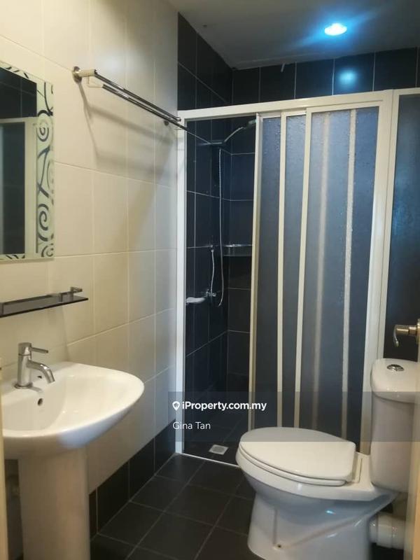 Condominium for Sale in 10 Island Resort by Gina Tan - iProperty.com.my