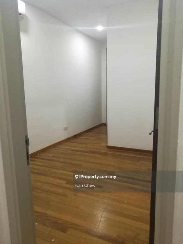 4.5-storey Terraced House for Sale in Taman Overseas Union (Taman Oug), Jalan Klang Lama (Old Klang Road) by Ivan Chew - iProperty.com.my