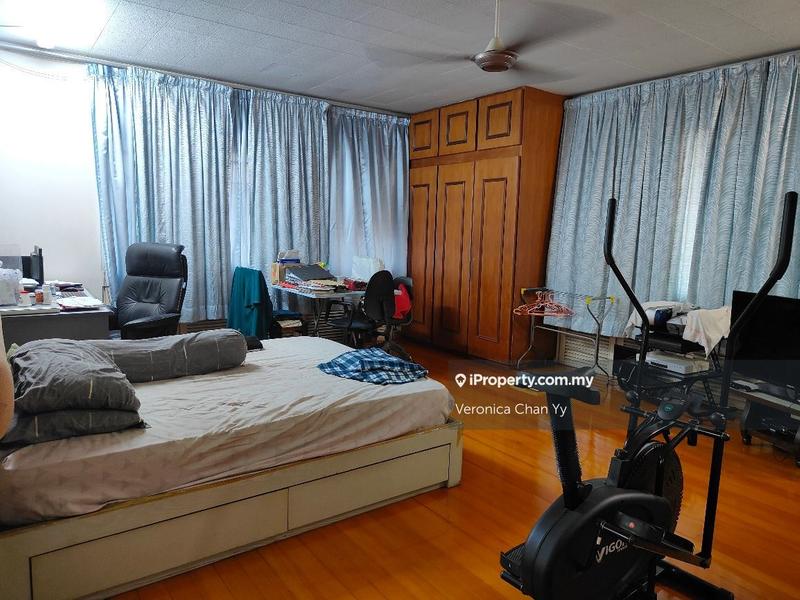 Bungalow House for Sale in Ukay Heights, Ampang by Veronica Chan Yy - iProperty.com.my