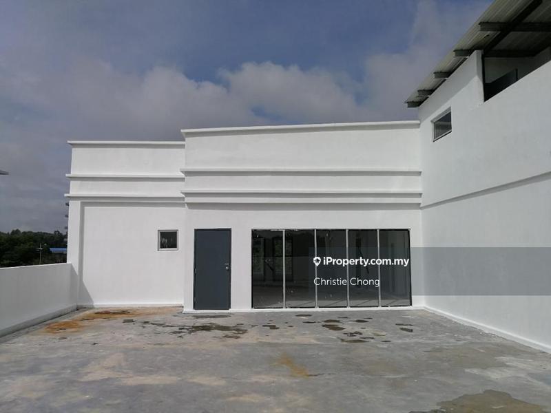 Semi-D Komersial untuk Dijual di Kawasan Perindustrian Nilai 7, Nilai oleh Christie Chong - iProperty.com.my