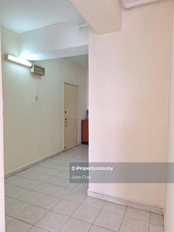 Service Residence for Sale in Villa Mutiara @ Mutiara Kompleks by June Chai - iProperty.com.my