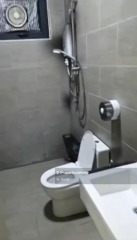Service Residence for Sale in Ong Kim Wee Residence by BL Bong - iProperty.com.my