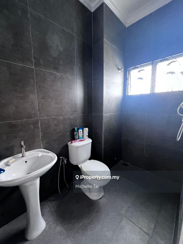 2-storey Terraced House for Sale in Taman Kelana Idaman, Ara Damansara by Michelle Tai - iProperty.com.my