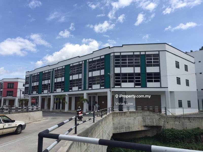Shop for Sale in Bandar Baru Kuala Lipis, Kuala Lipis by Vivian Low - iProperty.com.my