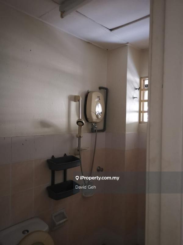 Rumah Berangkai 2 Tingkat untuk Dijual di kjtqa, Seri Kembangan oleh David Geh - iProperty.com.my