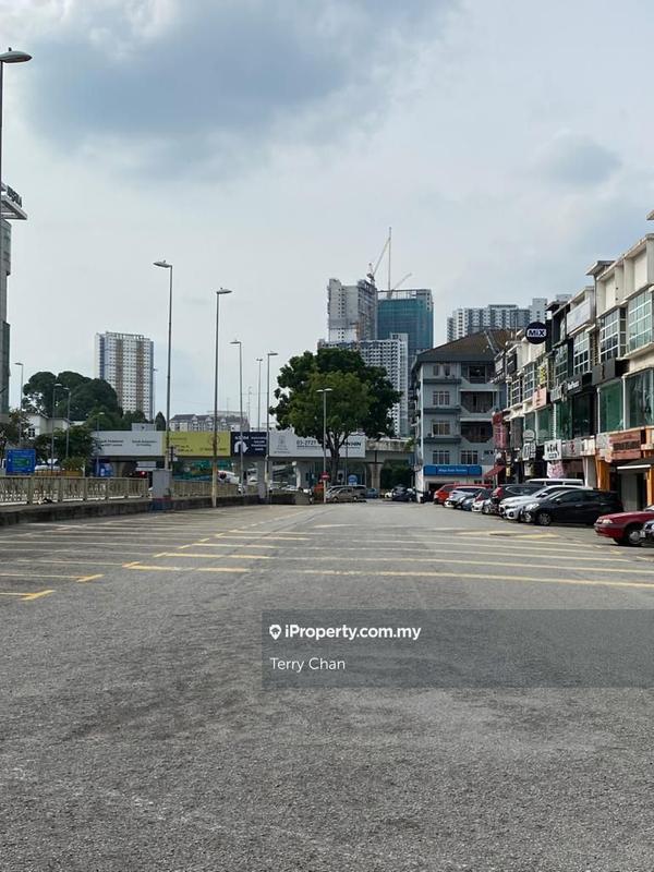 For Sale - Kuchai Lama,Sri Petaling,Facing Main Road