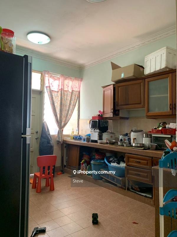 Rumah Berkembar untuk Dijual di Taman Lestari Putra, Seri Kembangan oleh Steve - iProperty.com.my