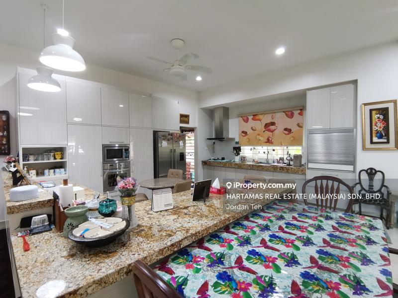 Bungalow House for Sale in Seksyen 8, Kota Damansara by Jordan Teh - iProperty.com.my