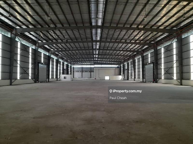 For Rent - warehouse Taman Perindustrian Subang USJ, Subang Jaya For Rent