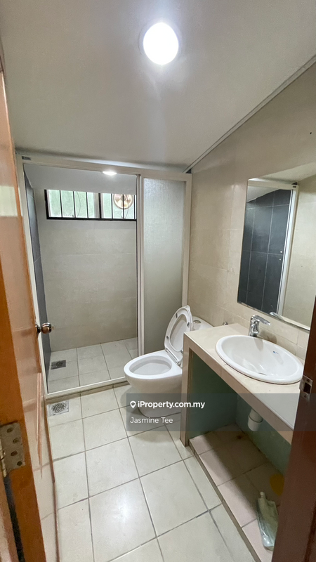Bungalow House for Sale in Renovated with swimming pool, Ampang Utama(Ampang, Ampang by Jasmine Tee - iProperty.com.my