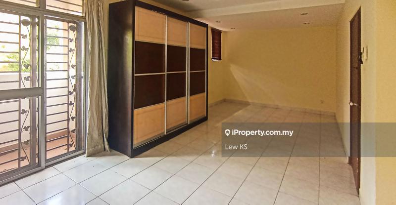 Rumah Berkembar untuk Dijual di Puchong, Puchong oleh Lew KS - iProperty.com.my