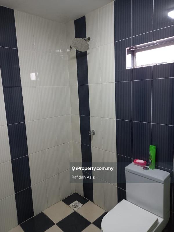 2-storey Terraced House for Sale in Taman Kelana Idaman, Ara Damansara by Rafidah Aziz - iProperty.com.my