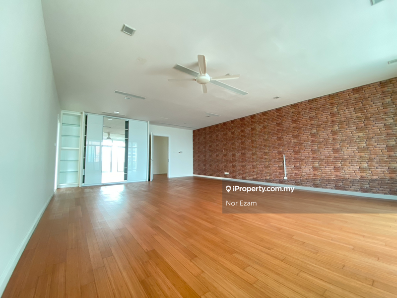 For Sale - Kenny Hills Residence