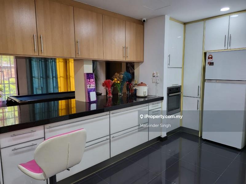 Bungalow House for Sale in Ukay Heights, Ampang by Mel Walia - iProperty.com.my