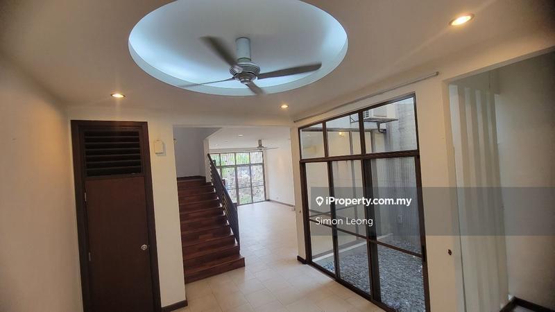 Rumah Berangkai 2 Tingkat untuk Dijual di Bukit Jelutong, Shah Alam oleh Simon Leong - iProperty.com.my